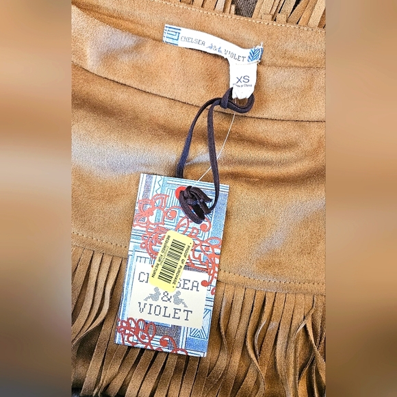 Adorable Western Skirt with Tassels - Picture 3 of 3